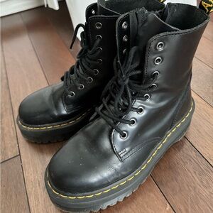 DOC MARTENS PLATFORM BOOTS